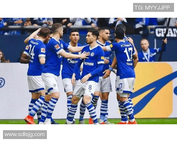 美因茨与柏林赫塔对决解析球队状态与战术布局全景展望